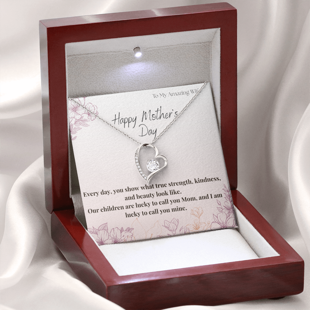 To My Amazing Wife / Forever Love Necklace